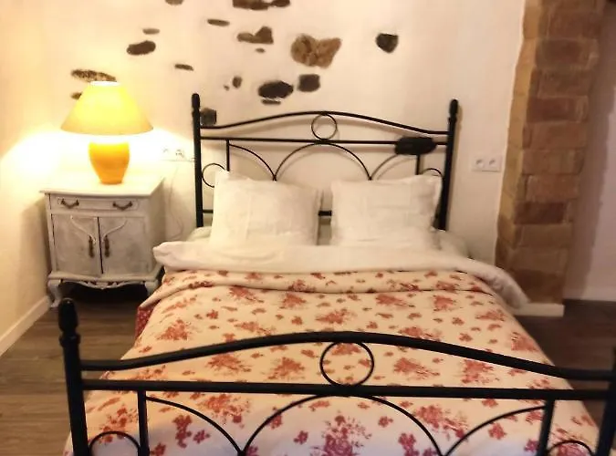 Apartament Dans L'ancienne Mairie Saint-Laurent-le-Minier
